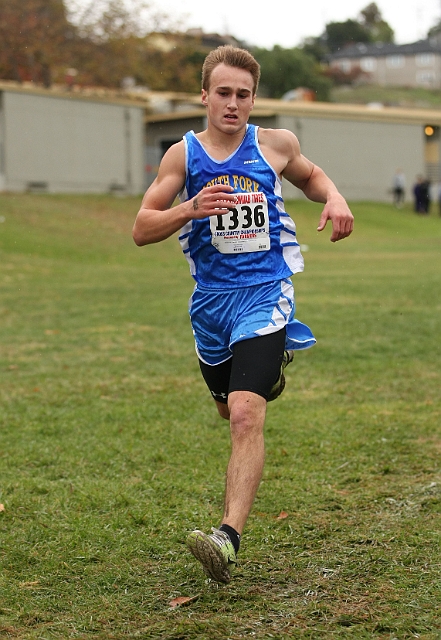 2010NCSXC BD5-1174.JPG - 2010 North Coast Section Cross Country Championships, Hayward High School, Hayward, California